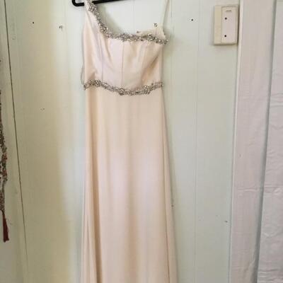 Designer gown created by Sondra Falk, XS SZ4