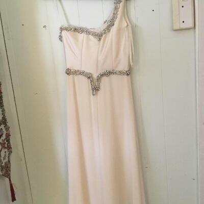 Designer gown created by Sondra Falk, XS SZ4