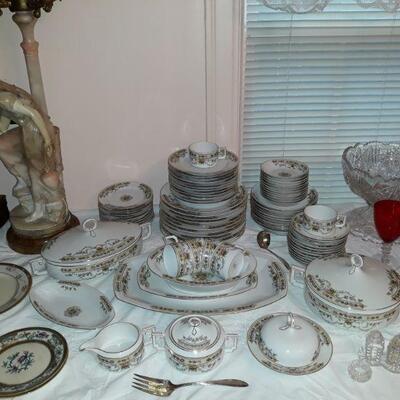 Selb Bavaria china set by Heinrich and co.
