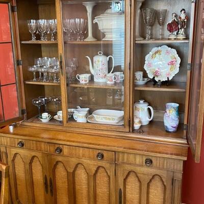 Mid Century Traditional Curio Cabinet/Storage