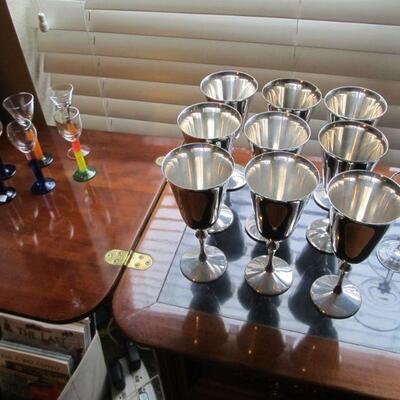 6 PC CORDIAL SET, 9 PC SPANISH FINE SILVERPLATE GOBLETS. (POLISHED & READY FOR FUN!)