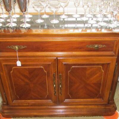 VINTAGE AMERICAN OF MARTINSVILLE BUFFET SERVER