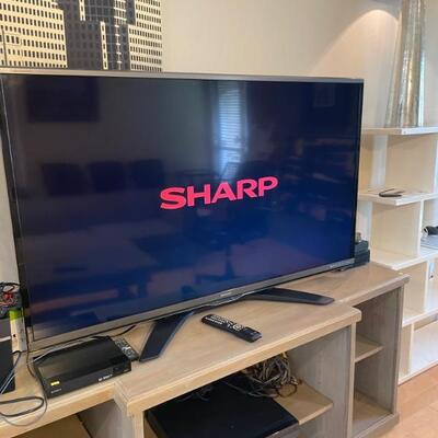 Sharp flat screen t v 