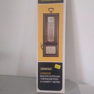 Outdoor thermometer 
