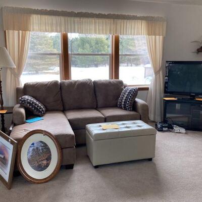 Loveseat W/chaise extension