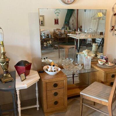 Vanity & 2 half tables