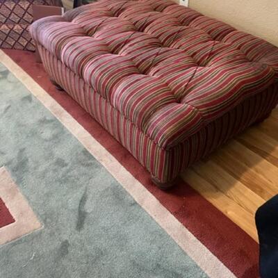 Bench that opens for storage