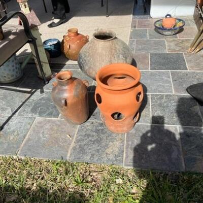 Yard pots