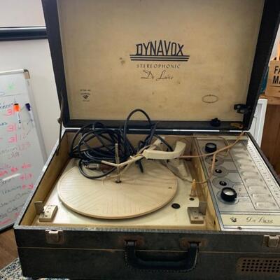 Dynavox Steriophonic record player