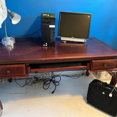 $160 Large Queen Ann Desk