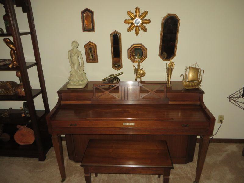 75 off Thursday last hour LongwoodMarkham Woods Estate SaleEstate