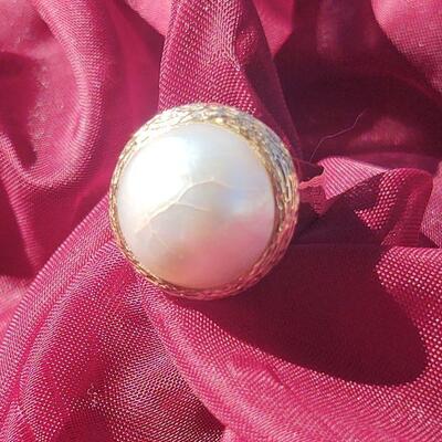 14k y/g ring bezel set with 17 mm Mabeâ€™ pearl, 15.5 grams total includes pearl.   Appraisal Date 2/19/22