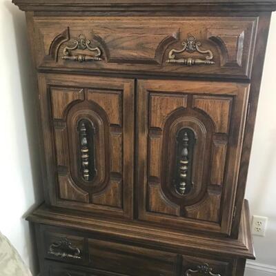  chest of drawers $149