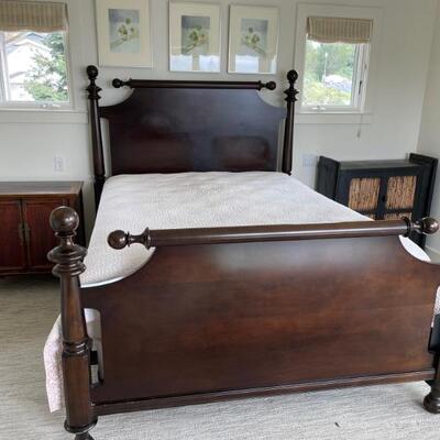 Martha Stewart bed $100