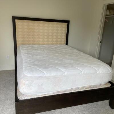 $150 great mattress with matching bench
