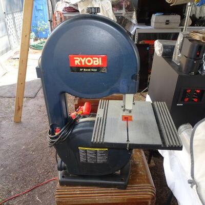RYOBI 9" BAND SAW