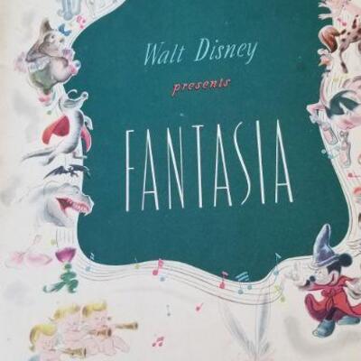 vintage Walt Disney pr9gram