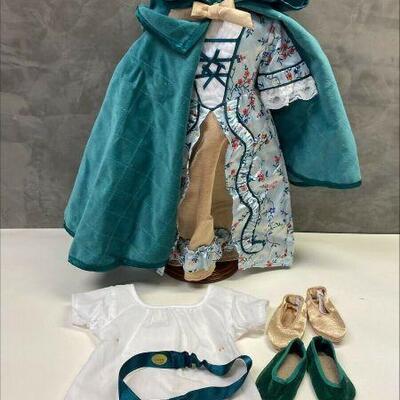 https://www.ebay.com/itm/125188630608	HS1011 AMERICAN GIRL DOLL FLORAL DRESS, CAPE, SHIFT, HEADBAND & 2 PAIRS OF SHOES		Auction Starts...