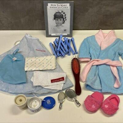 https://www.ebay.com/itm/125188630573	HS1032 AMERICAN GIRL DOLL SALON SPA SET WITH CURLERS, ROBE, HAIRBRUSH & MORE		Auction Starts...