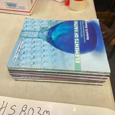 https://www.ebay.com/itm/125188774874	HS8030 Exploring Series + Education K-01 Science and Technology / Physics (7 Books)		Auction Starts...