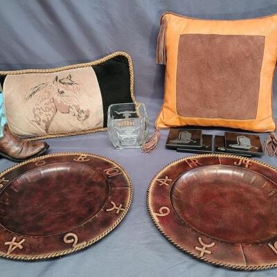 Western & Texas Decor Lot: 2- Ranch Brand Chargers