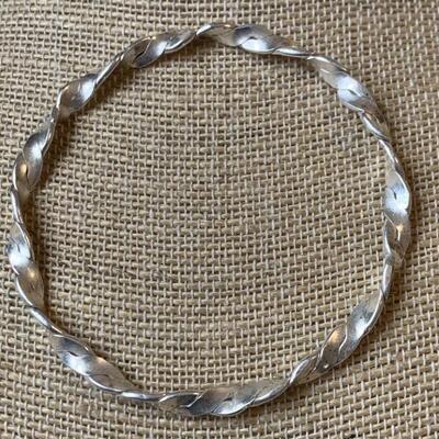 Sterling Silver Twisted Style Bangle Bracelet
