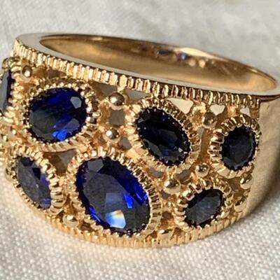 Sterling Silver and Sapphire Gemstone Ring Size 9	