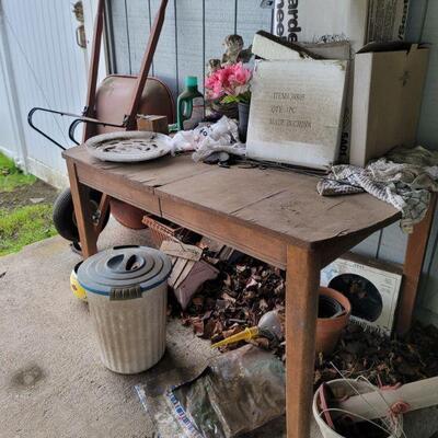 Estate sale photo