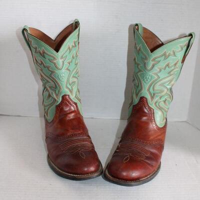 Go to Bid at whynotmarketplace.hibid.com