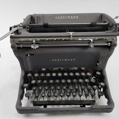 vintage typewriteer