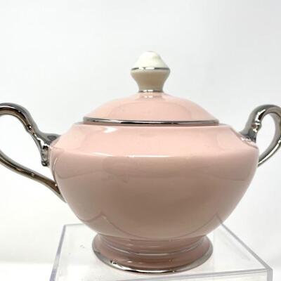 Vintage Castleton China Shell Pink Covered Sugar Bowl Platinum Trim 