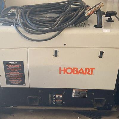 HOBART CHAMPION ELITE 260 AMP AC/225 AMP DC WELDER 11000 WATTS GENERATOR BOUGHT NEW HAS ONLY BEEN USED 1 TIME RETAIL AT TIME PURCHASED...