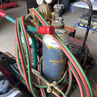 INDUSTRIAL: WELDING ACETYLENE TANKS ON STAND