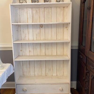 Shabby chic storage 