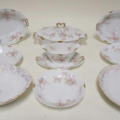 1066	9 PIECE LOT ASSORTED LIMOGES DISHES
