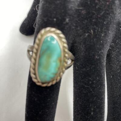 925 Silver Turquoise Ring 9 Total Weight 5.8g
