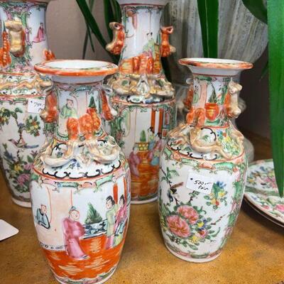 vases
