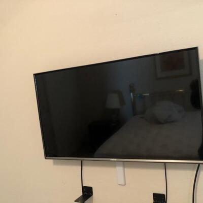 Samsung 32â€ TV $100 