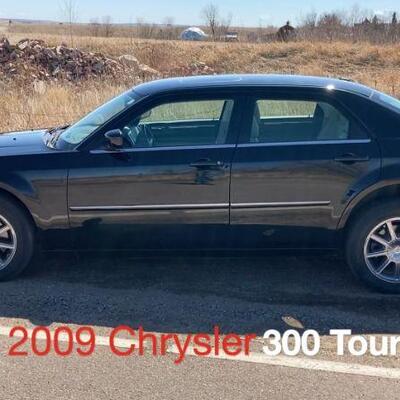 2009 Chrysler 300 touring! Less than 52K miles!
