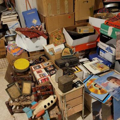 Estate sale photo