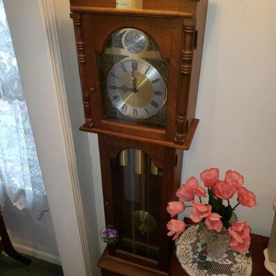 Nice clean clock. Unknown working condition. 