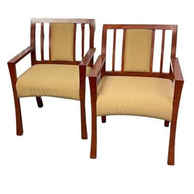Lot 030h
Indiana Furniture Occasional Arm Chair Pair (1/2)
