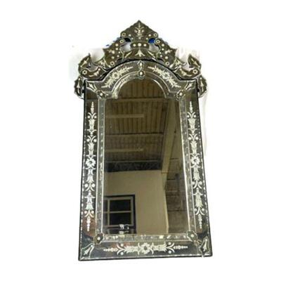 Lot 281
Vintage Venetian Mirror