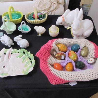 Happy Easter, some fall & Halloween! We have Fitz & Floyd, Fine Italian craftsmanship, Yaeger, & others.