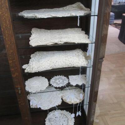 handmade lace doilies & table runners.