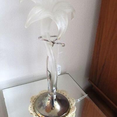 Vintage Art Nouveau hand-blown Lilly in a silver-plated stand.