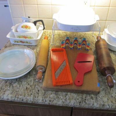 Vintage Tupperware, Melmac, Serving dishes, Vintage Pyrex, Vintage Fireking, Vintage Corning Ware, Cast-iron, Small Appliances,...