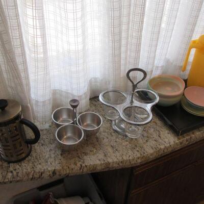 Vintage Tupperware, Melmac, Serving dishes, Vintage Pyrex, Vintage Fireking, Vintage Corning Ware, Cast-iron, Small Appliances,...