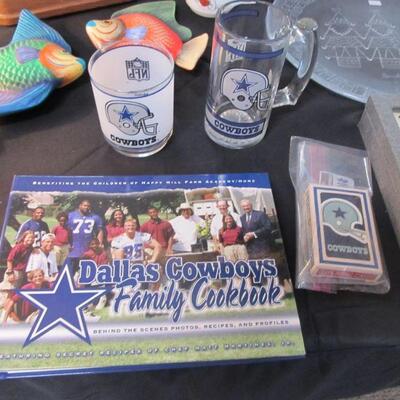Dallas Cowboys collectibles - 2 cup/mug, playing cards, Dallas Cowboys Cookbook signed by Player Chad Hennings #95 (on the cover)