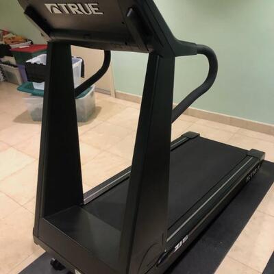 Treadmill $200